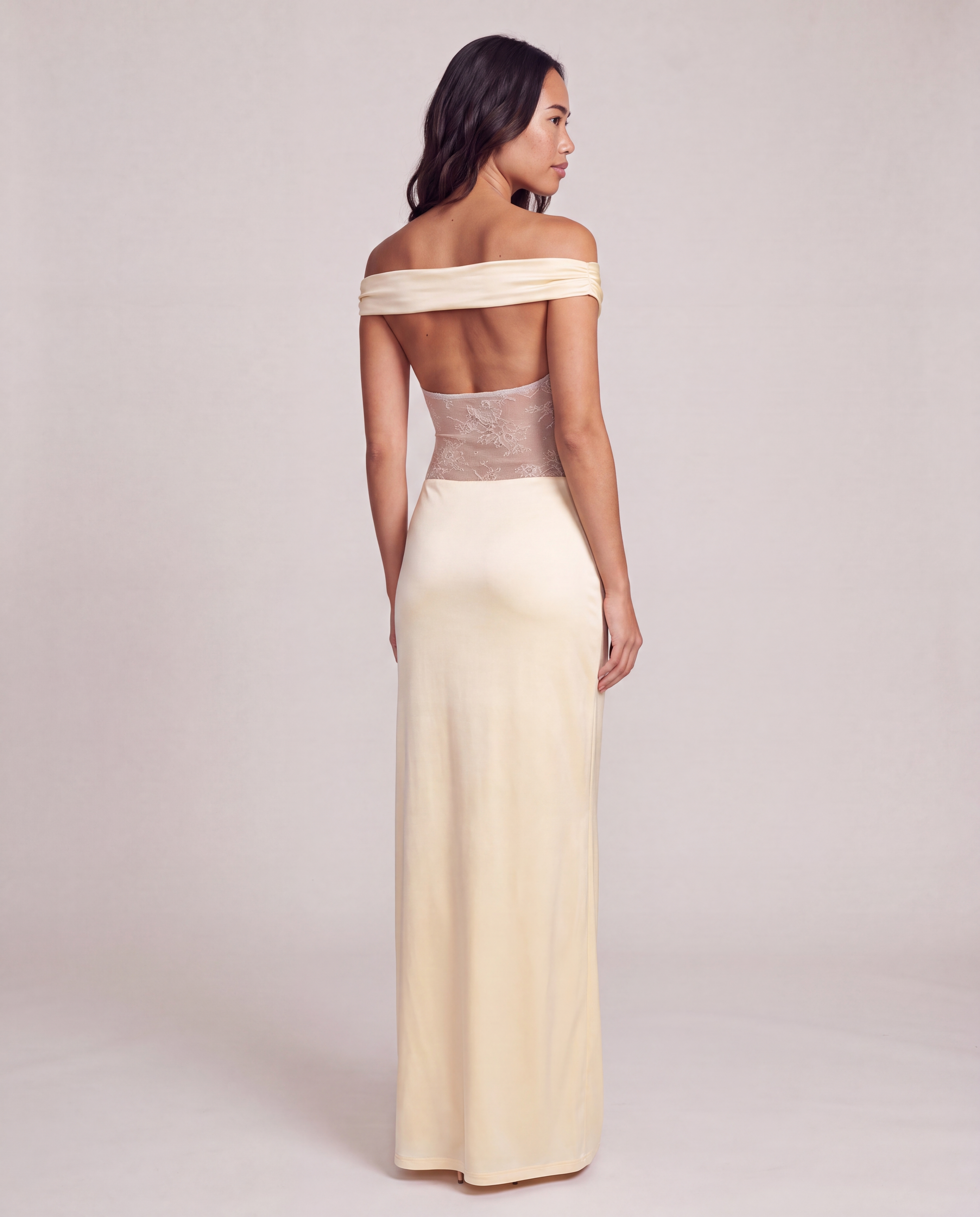 RINA שמנת ניוד back
